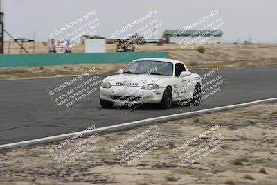 media/Jun-01-2025-CalClub SCCA (Sun) [[eae223c5dd]]/Group 5/Race (Front Straight)/